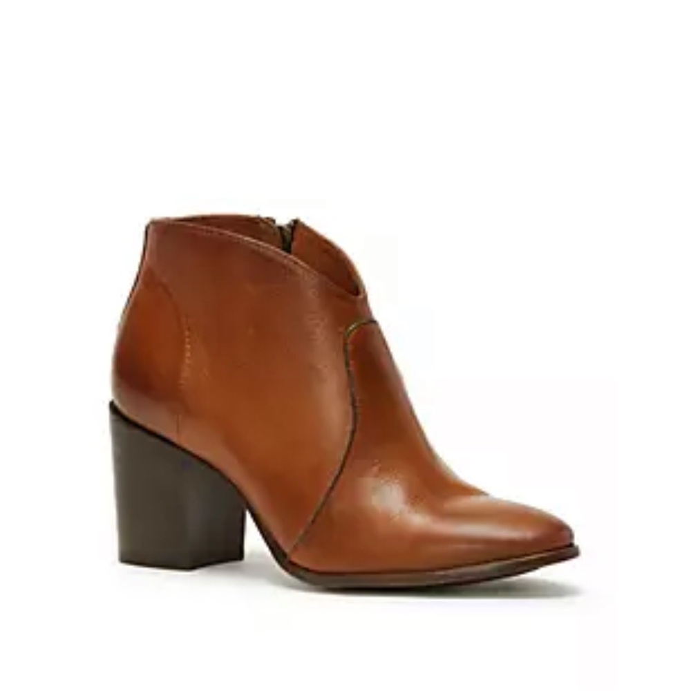 Frye Nora Zip Short Boot 7